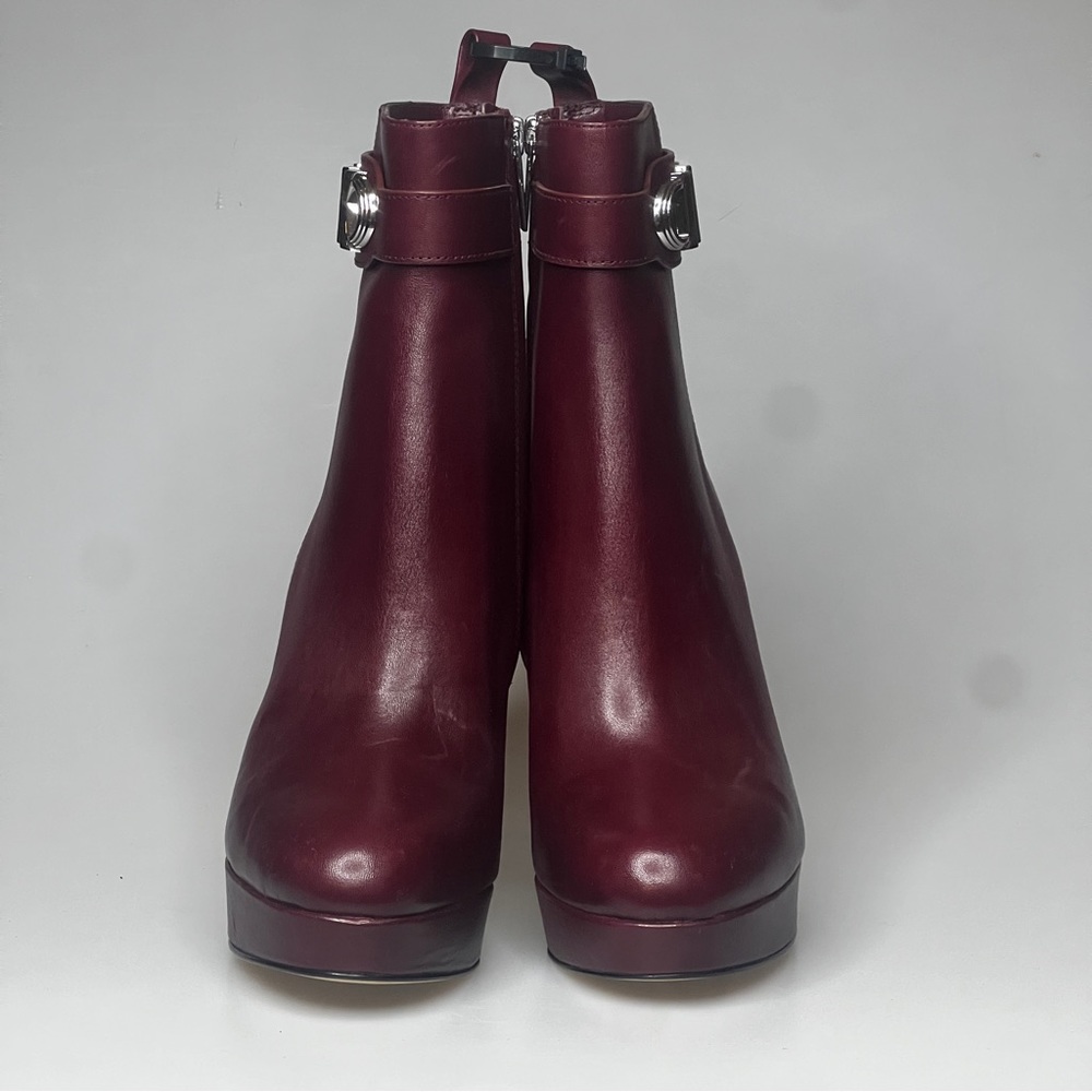 Make: Michael Kors boots; brand new, two sizes 7.5 - Picture 5 of 9